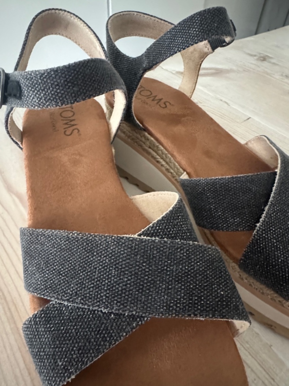 TOMS Charcoal Crisscross Ankle-Strap Platform Sandal - Picture 3 of 8